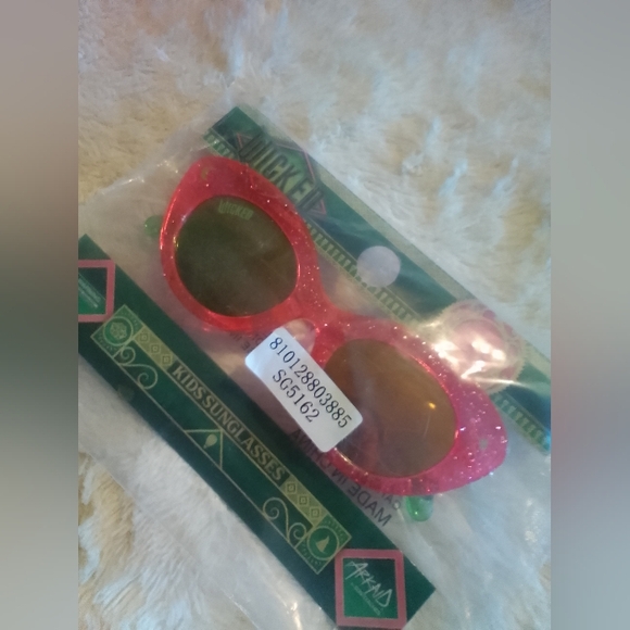 Wicked Movie Sunglasses – Universal City Studios – Exclusive – New in Package - Picture 5 of 13